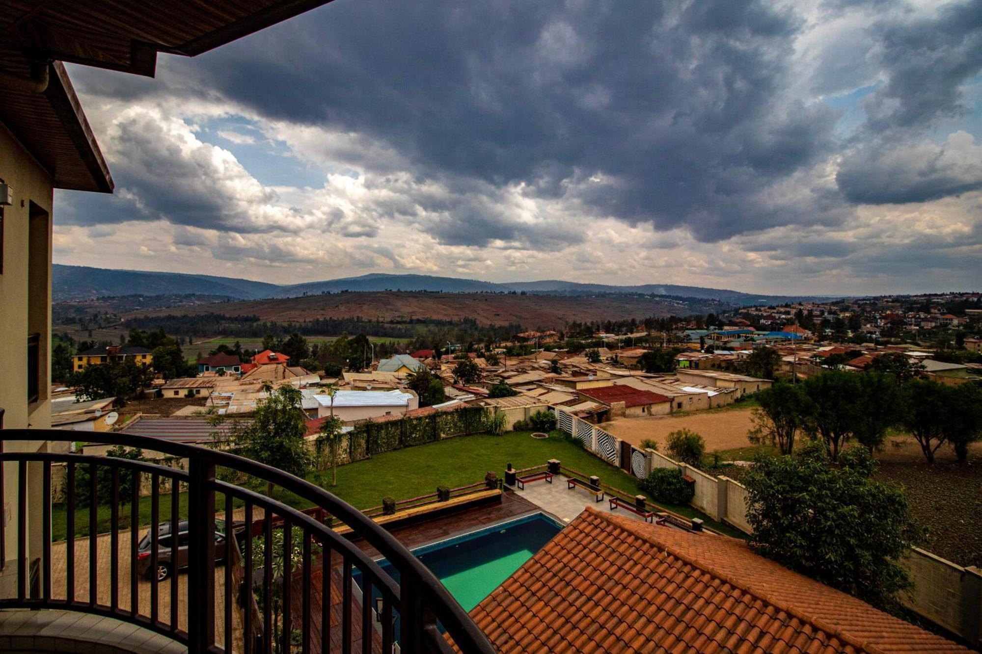 Peponi Living Spaces Hotel Kigali Exterior photo